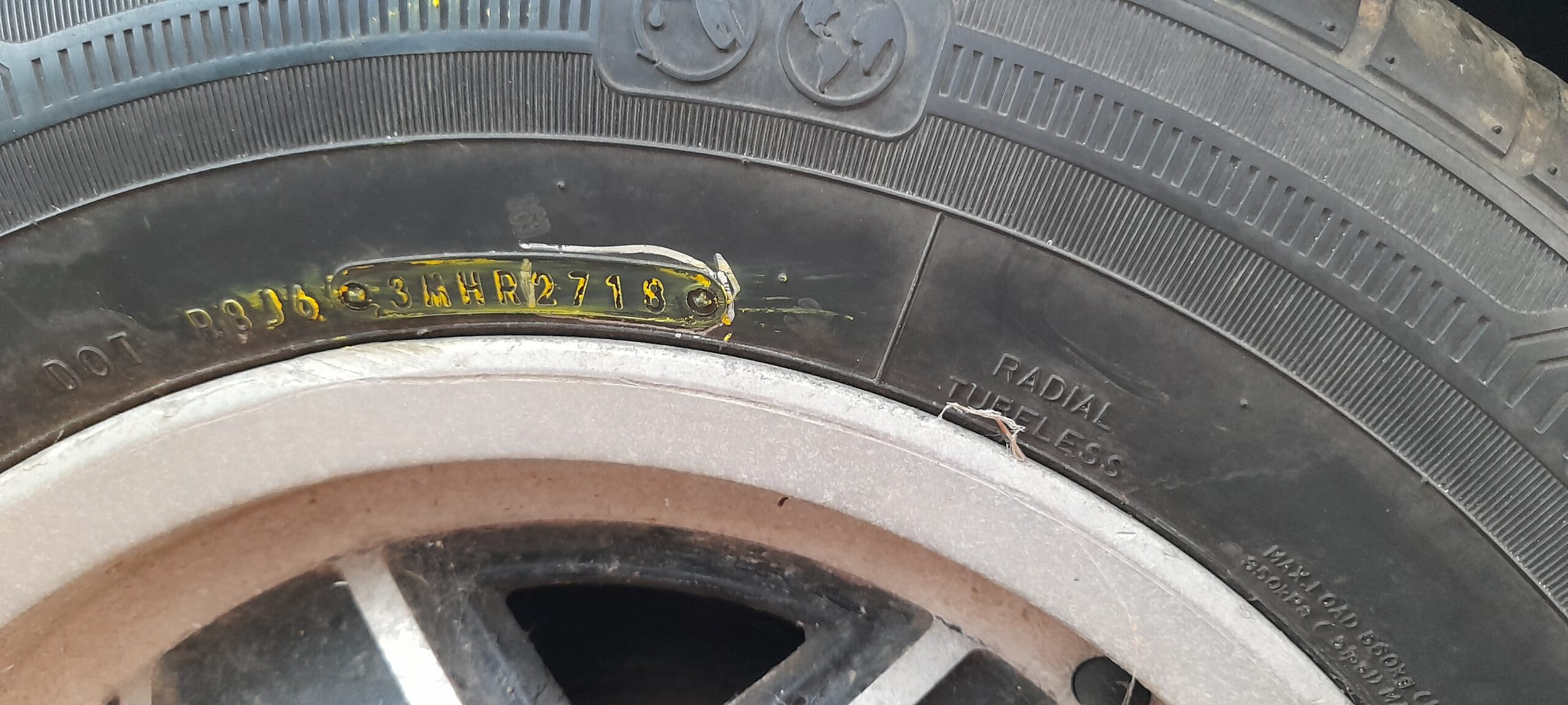 Triumph Stag BVX 163L 1973 Barn find so £ offers please. - Image 6