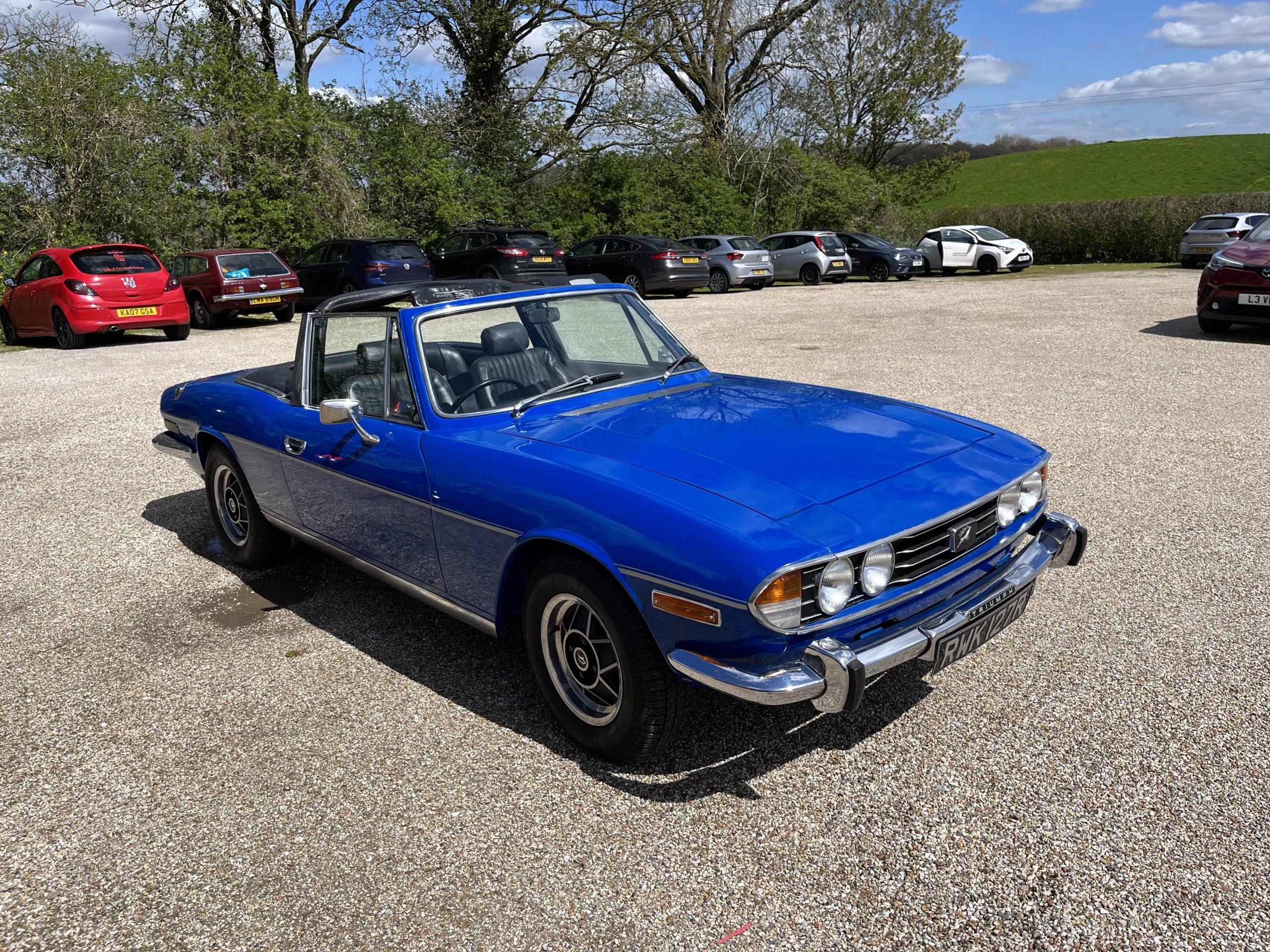 Fully restored Manual with overdrive Stag finished in Tahiti Blue. Offers over £25,000 - Image 9