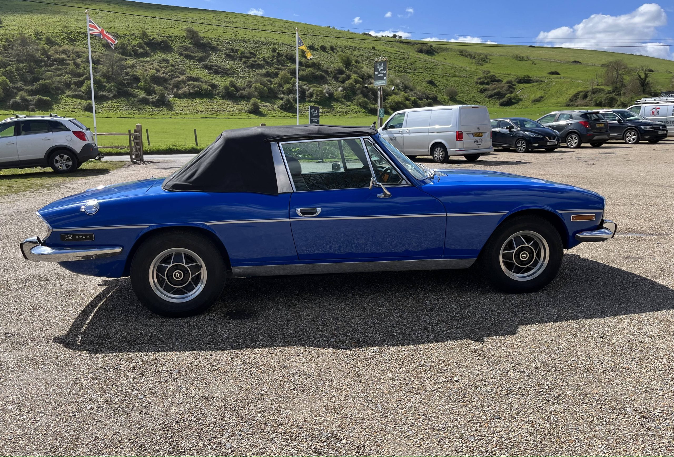 Fully restored Manual with overdrive Stag finished in Tahiti Blue. Offers over £25,000 - Image 3