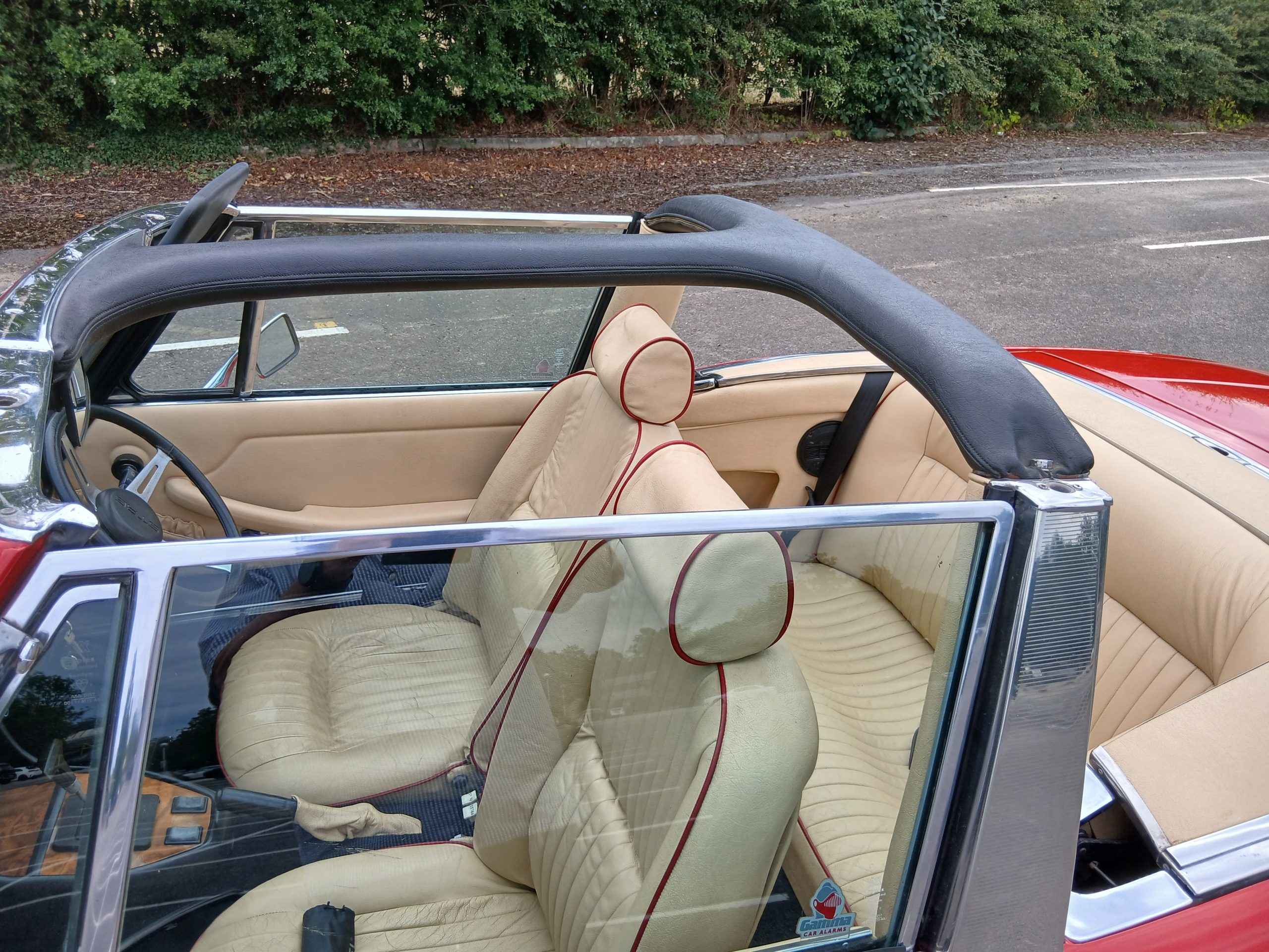 Triumph Stag Automatic convertible sports car 2+2. Asking price £15,000 - Image 13
