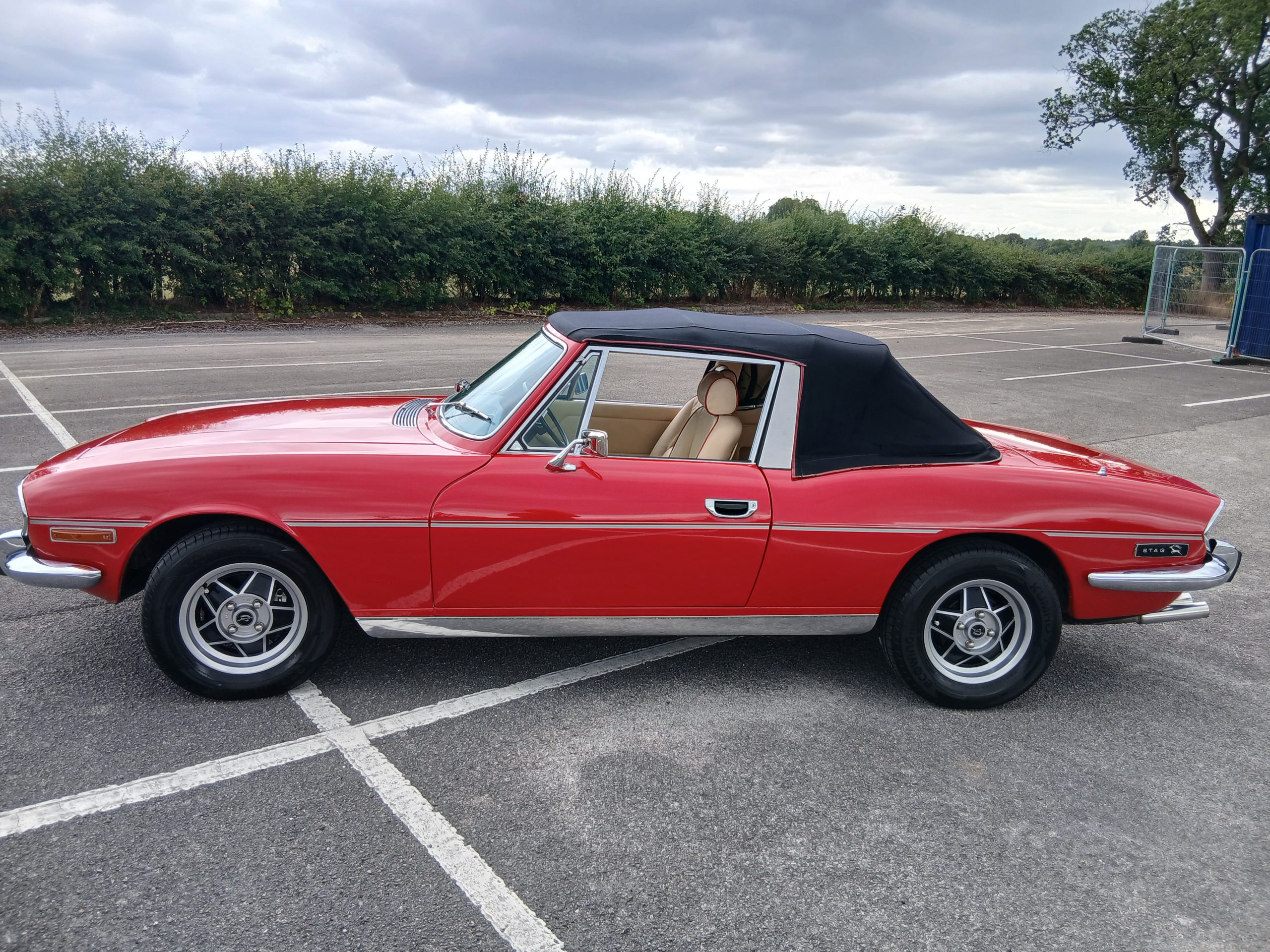 Triumph Stag Automatic convertible sports car 2+2. Asking price £15,000 - Image 5