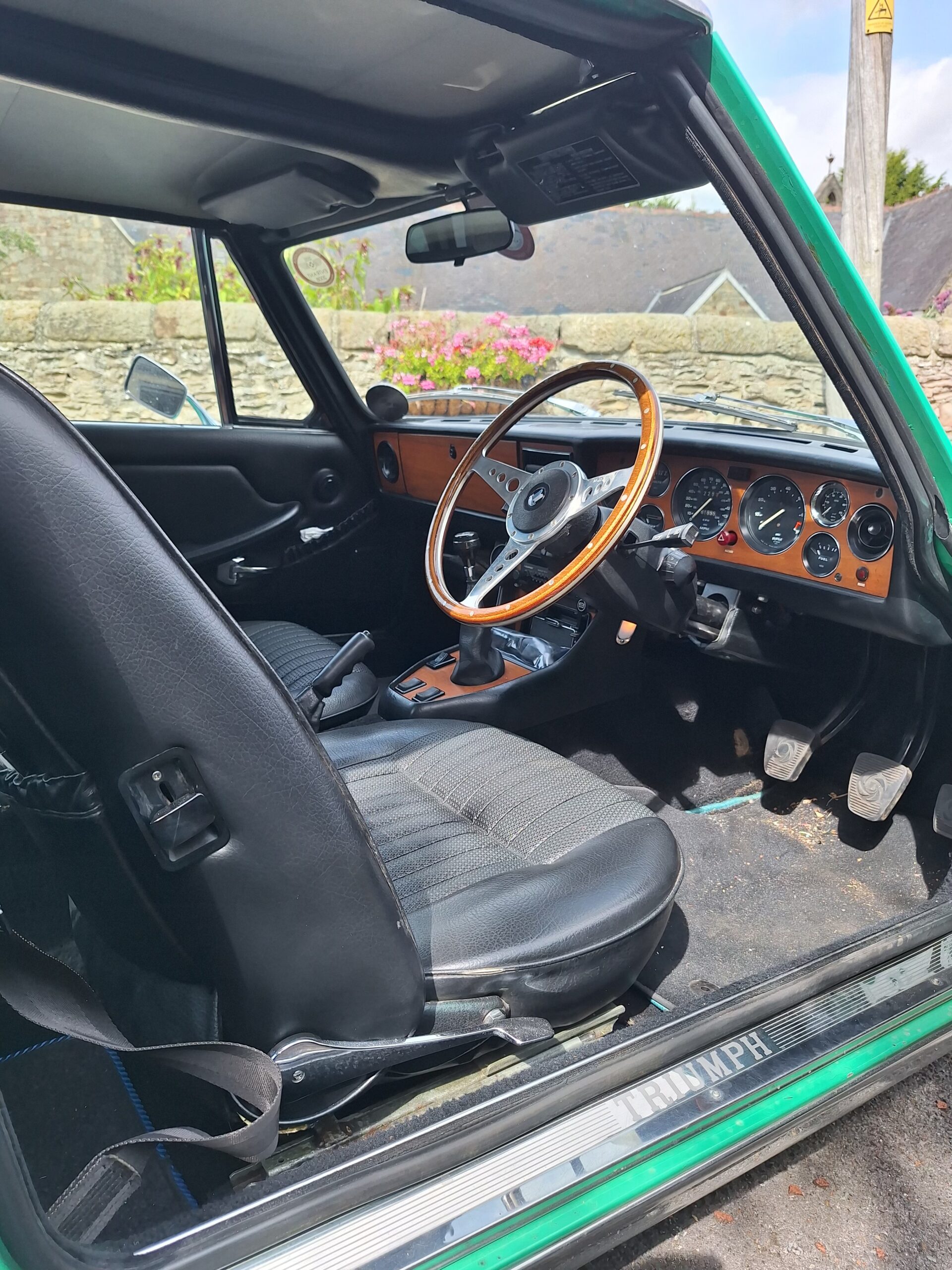 1975 Stag Manual with Overdrive 82000 miles £20,000 - Image 9